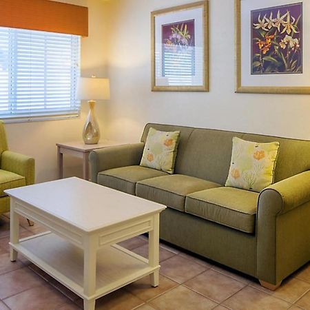 Resort Sixty-Six Holmes Beach Esterno foto