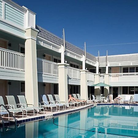 Resort Sixty-Six Holmes Beach Esterno foto