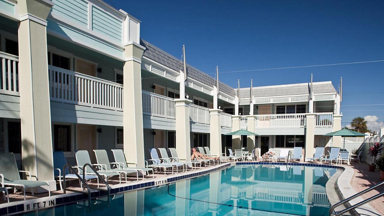 Resort Sixty-Six Holmes Beach Esterno foto