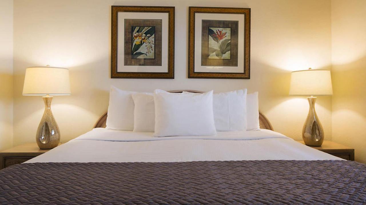 Resort Sixty-Six Holmes Beach Esterno foto